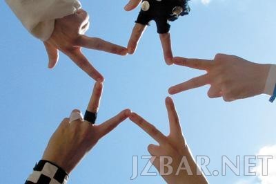 124213jr9bpxrbotekoawi.jpg